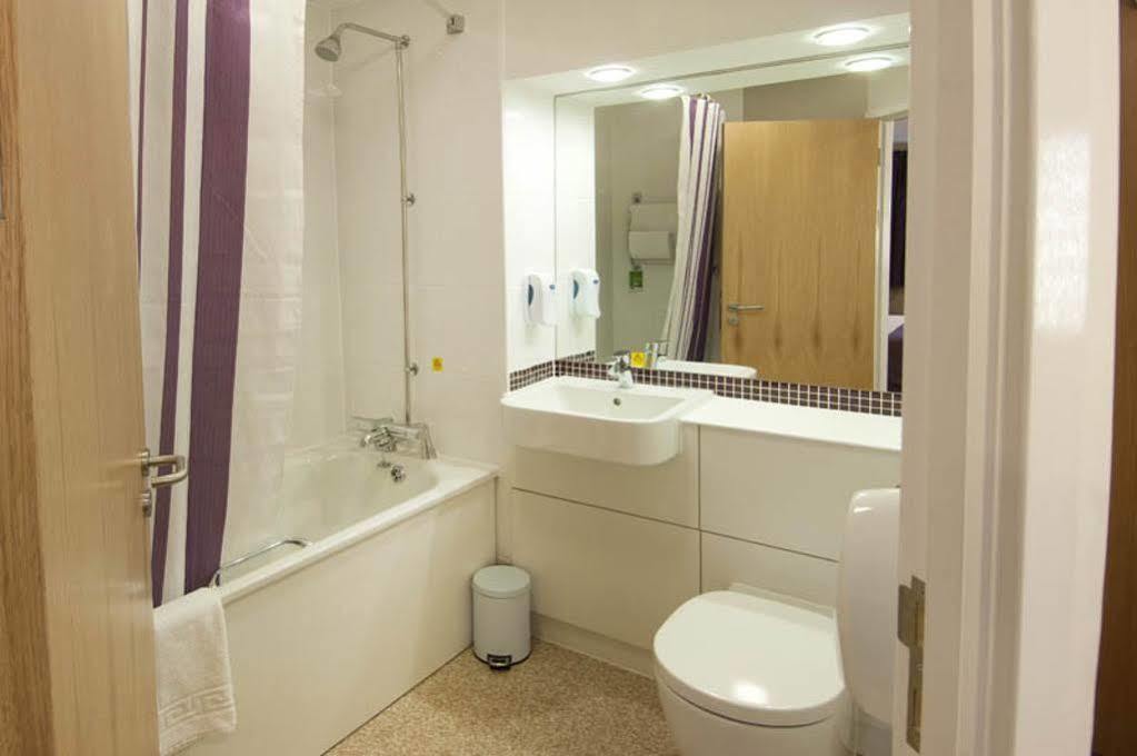Premier Inn Bradford Central Exterior foto