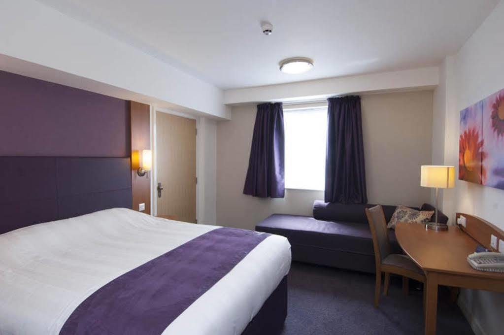 Premier Inn Bradford Central Exterior foto
